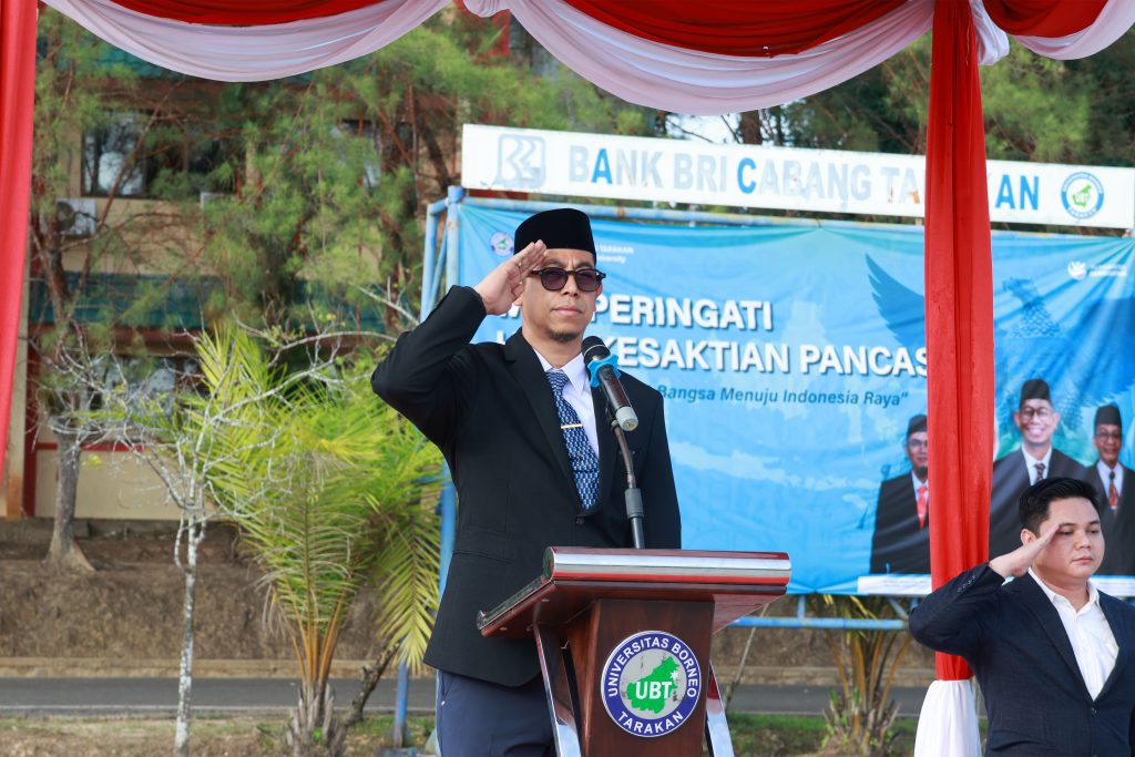 UBT Gelar Upacara Hari Kesaktian Pancasila dan Penyerahan Satyalencana Karya Satya kepada 39 ASN