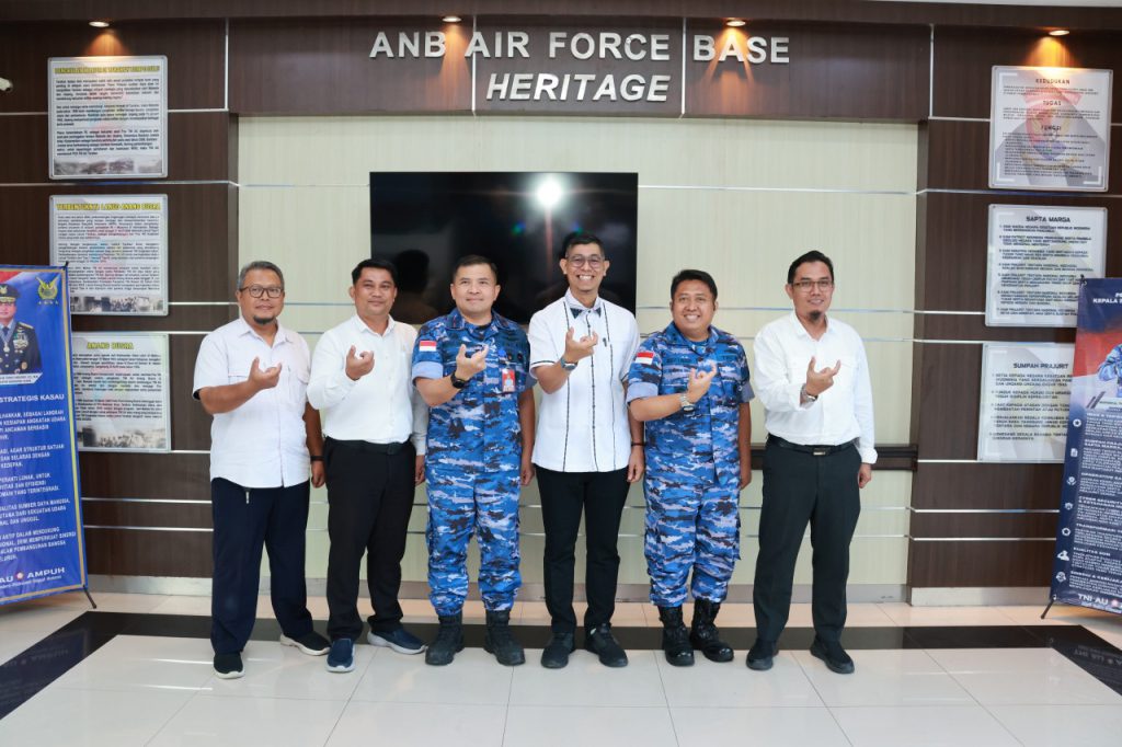 Perkuat Sinergi Pengabdian Perbatasan, Pimpinan UBT Kunjungi Lanud Anang Busra Bahas KKN Berdampak 2026